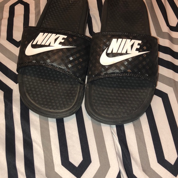 Nike slip ons - Picture 1 of 1